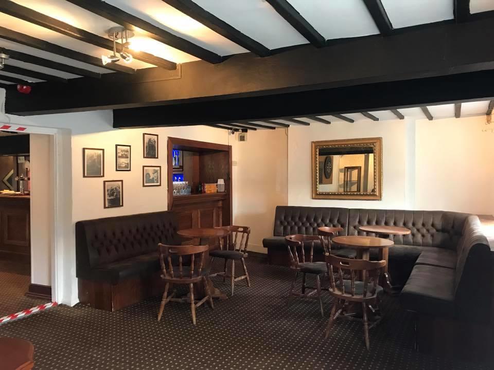 New Gurkha Inn Brecon Buitenkant foto